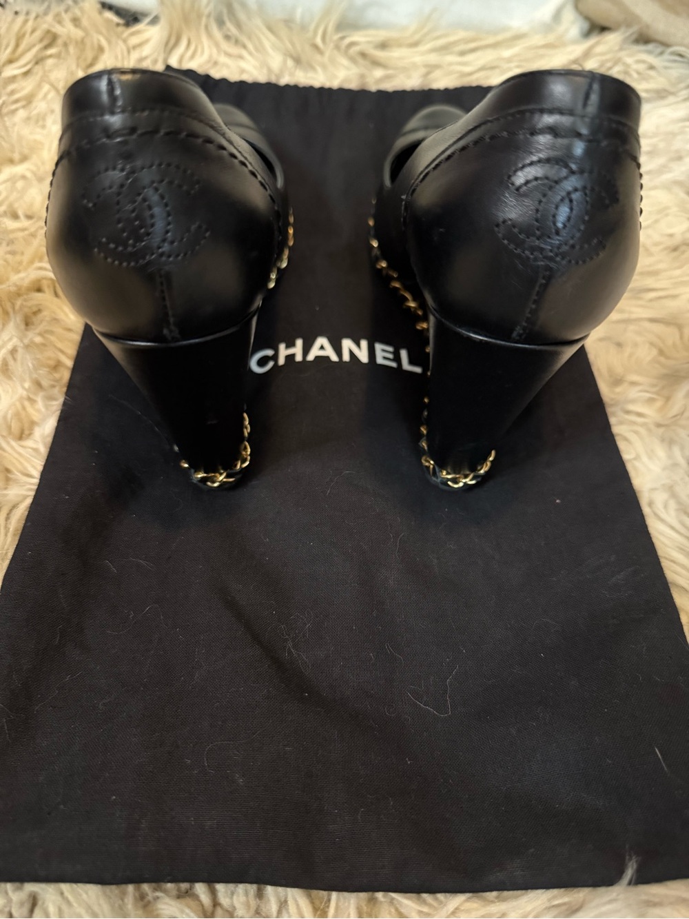 CHANEL Black Leather wedge pumps with Gold Chain Trim